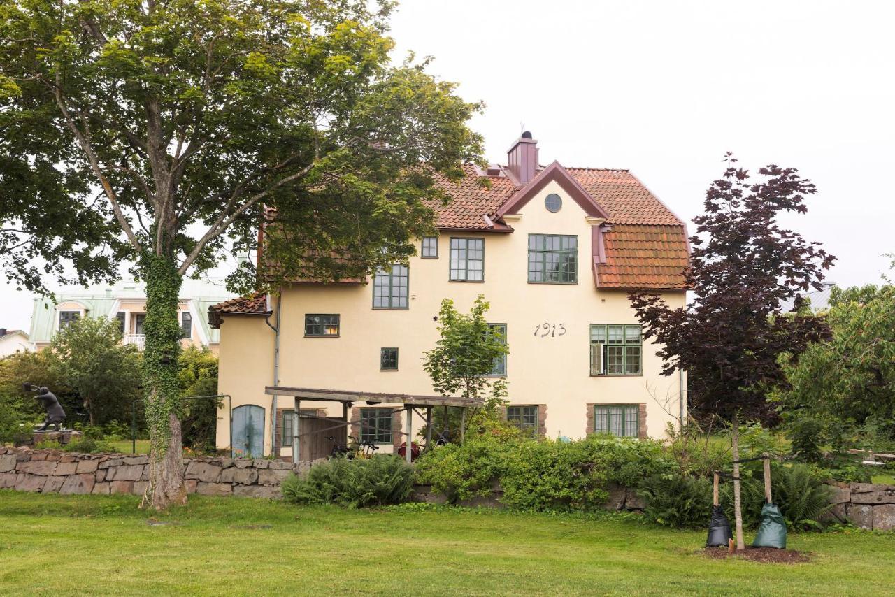 Villa Waering Husrum & Frukost Varberg Exterior photo